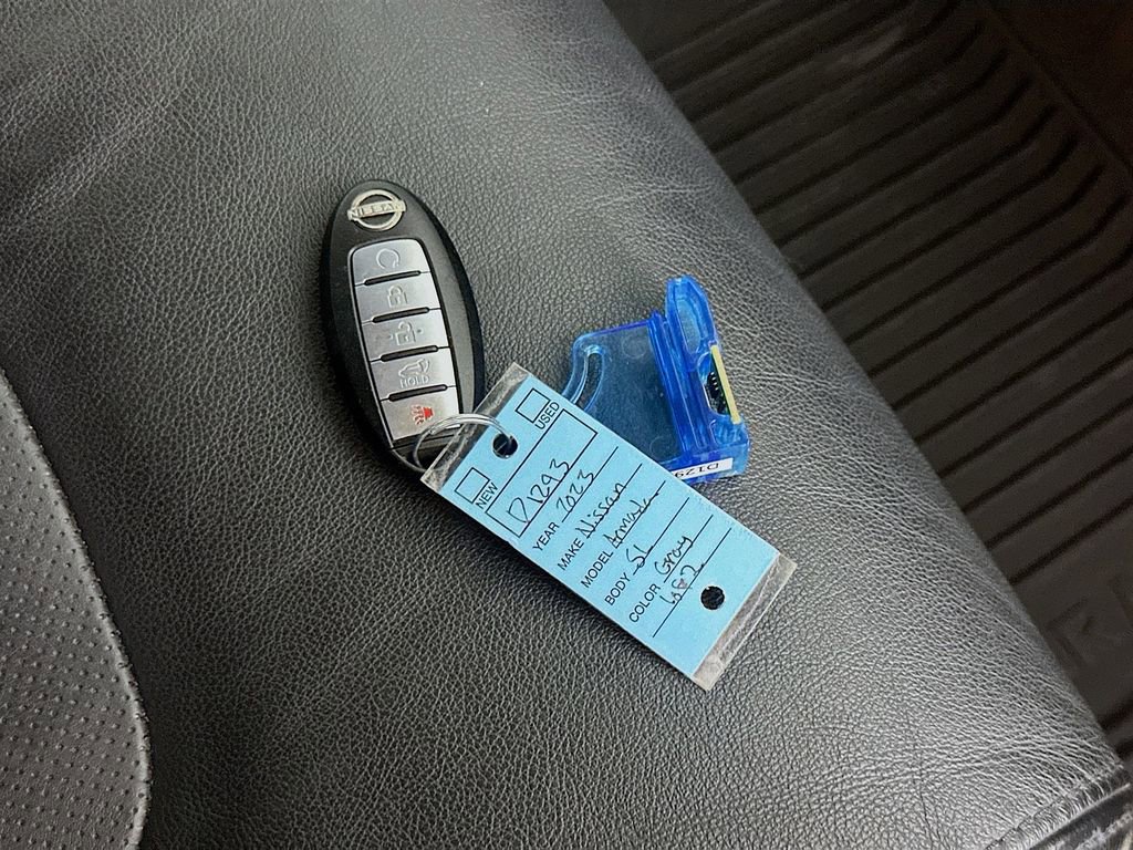 Used 2023 Nissan Armada SL w/ Cargo Package image 39