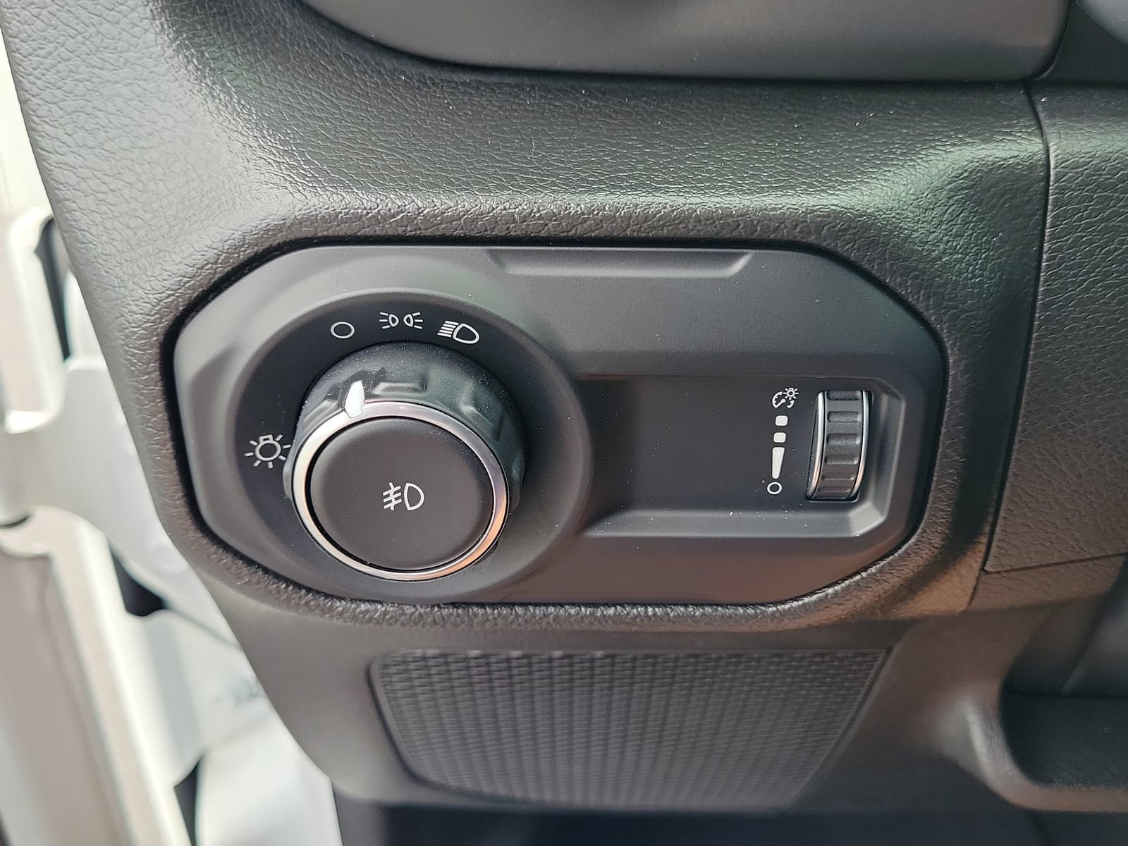 Used 2023 Jeep Wrangler Unlimited Sport AWD/4WD image 26