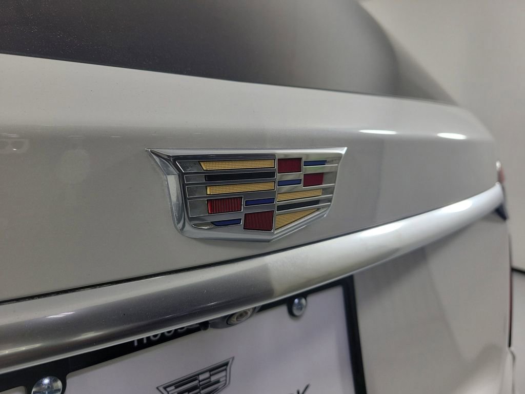 Certified 2024 Cadillac XT6 Premium Luxury w/ Technology Package image 7