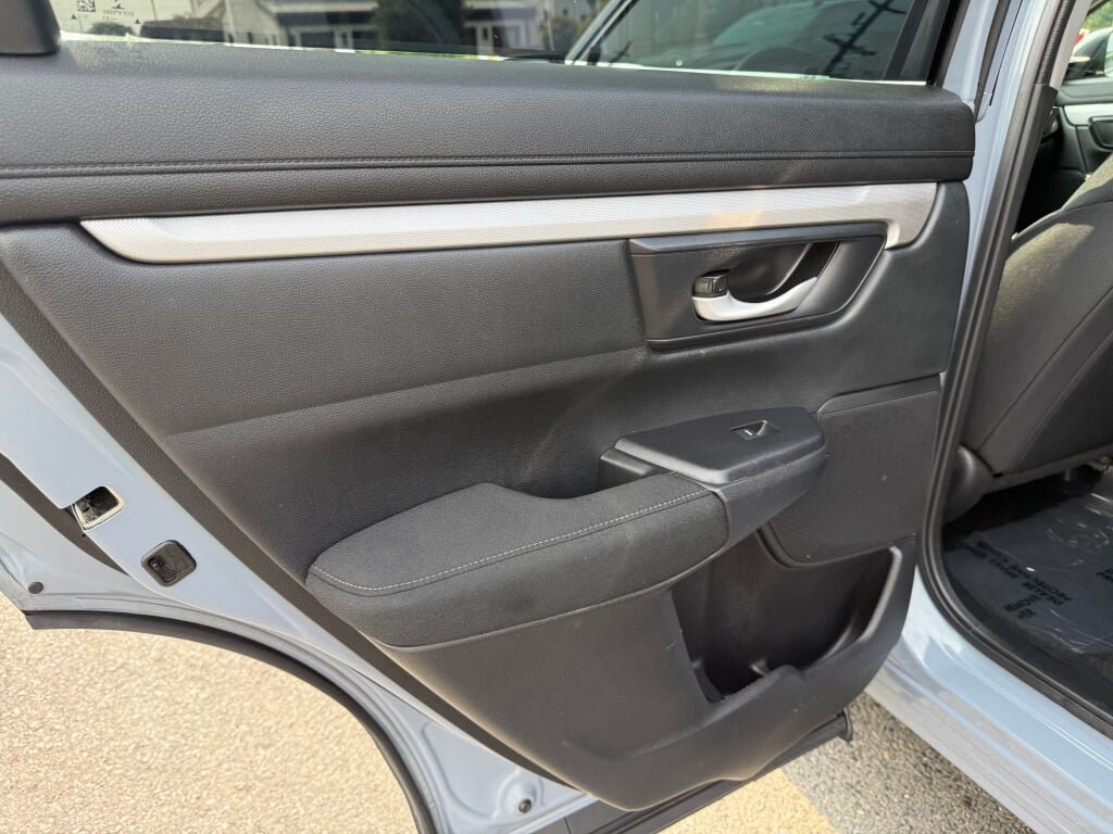 Used 2021 Honda CR-V Special Edition image 23