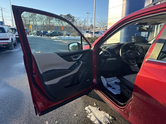 Used 2023 Subaru Forester Limited image 10