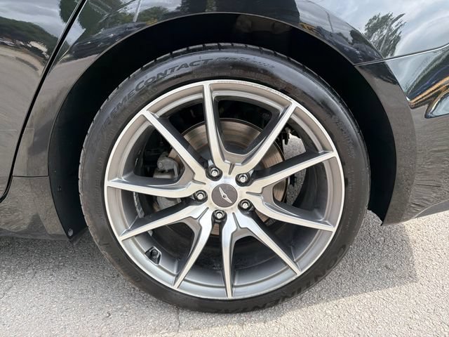 Used 2019 Genesis G70 2.0T Advanced w/ Dynamic Package AWD/4WD image 31