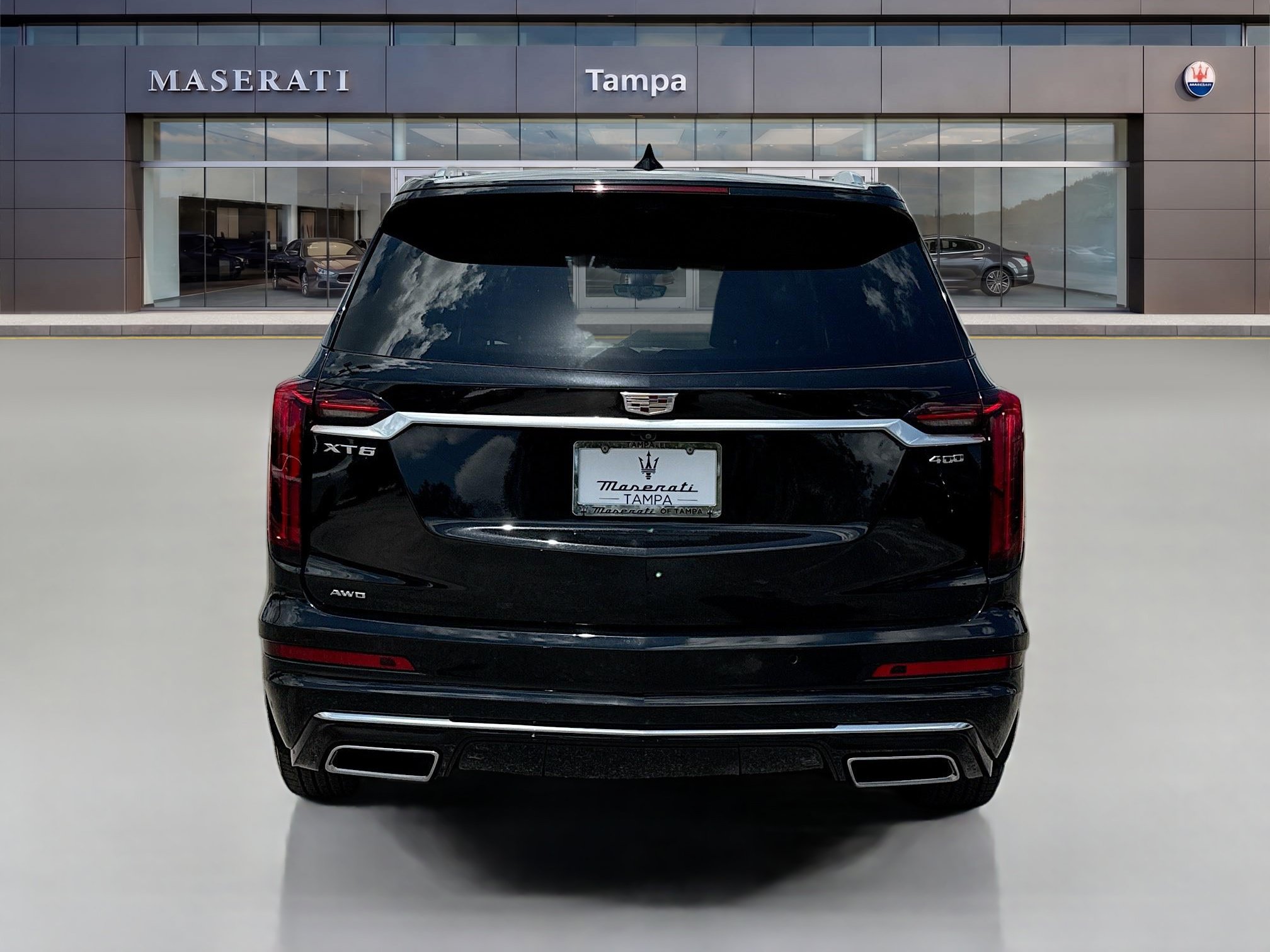 Used 2024 Cadillac XT6 Premium Luxury w/ Platinum Package AWD/4WD image 4