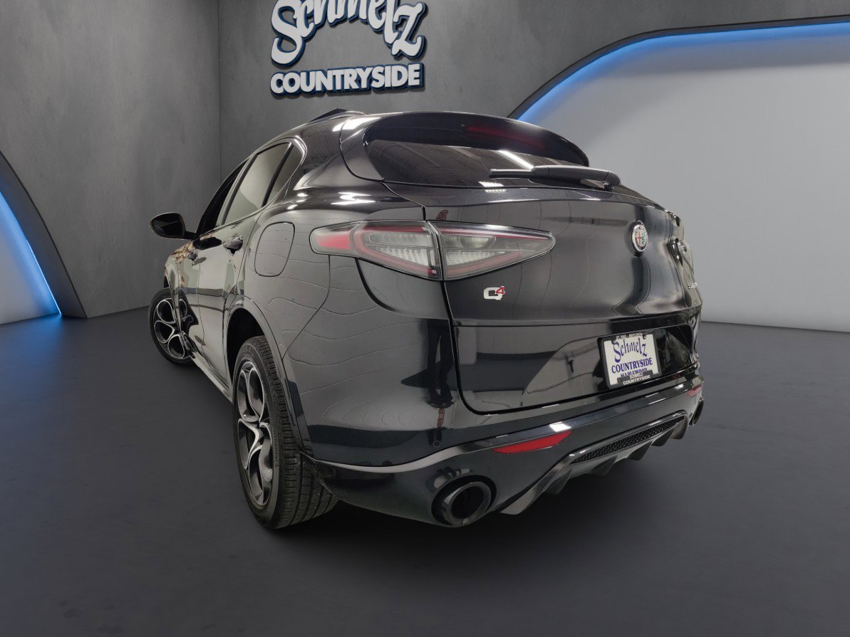 Certified 2024 Alfa Romeo Stelvio Veloce image 11