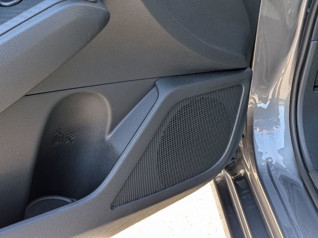 Used 2025 Nissan Altima 2.5 SV image 15