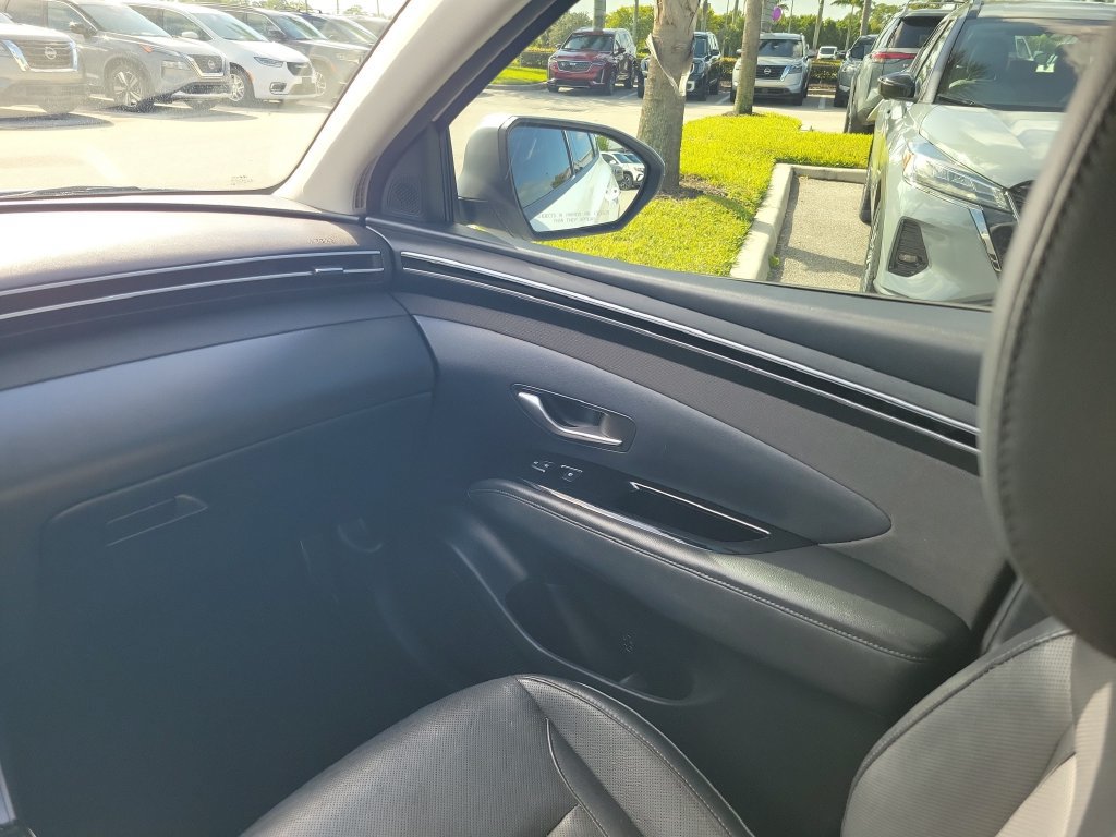Used 2023 Hyundai Tucson Limited AWD/4WD image 15
