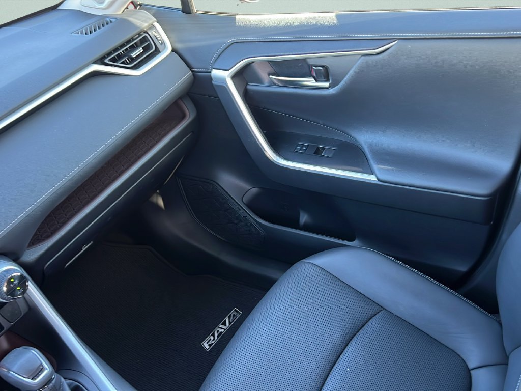 Used 2023 Toyota RAV4 Limited AWD/4WD image 13