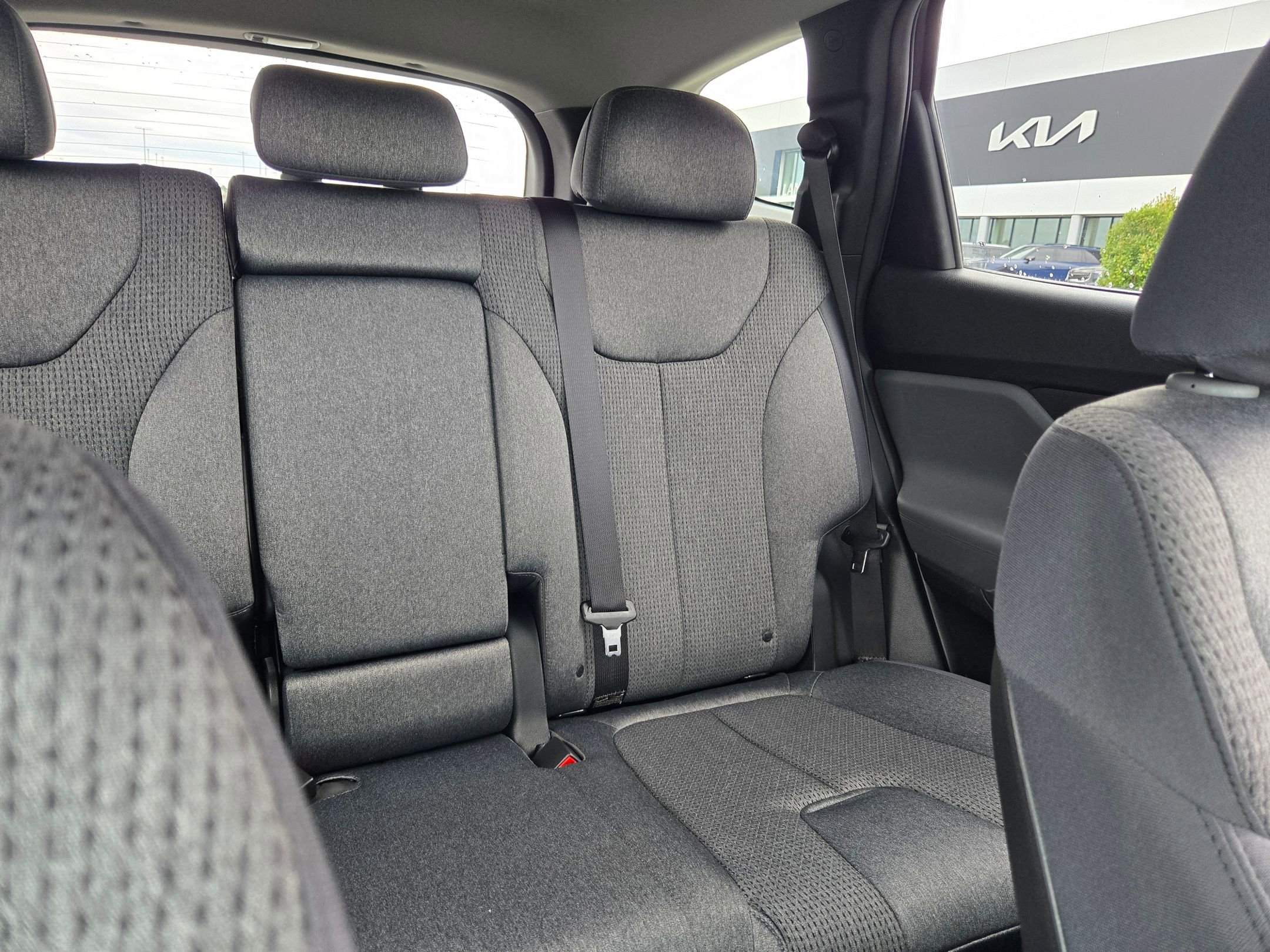 Used 2023 Hyundai Santa Fe SEL image 14