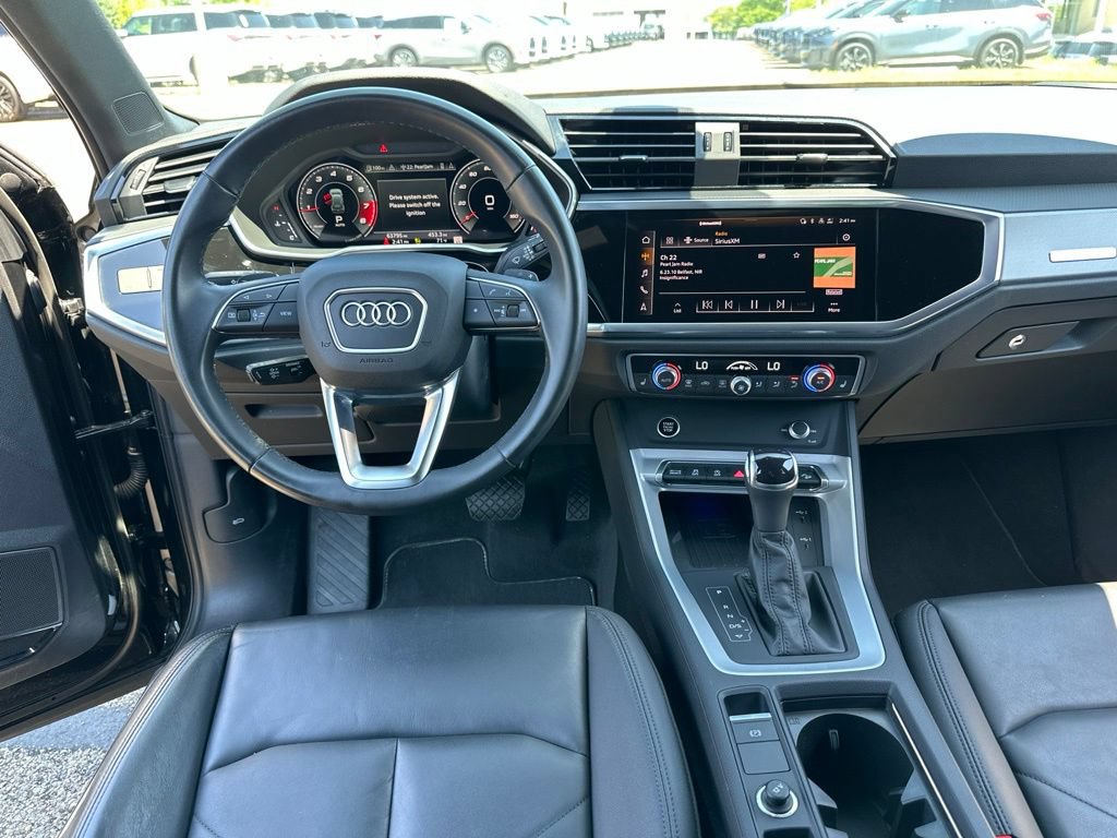 Used 2023 Audi Q3 2.0T Premium Plus w/ Premium Plus Package AWD/4WD image 47