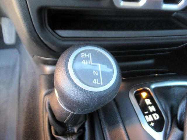 Used 2021 Jeep Gladiator Sport image 26