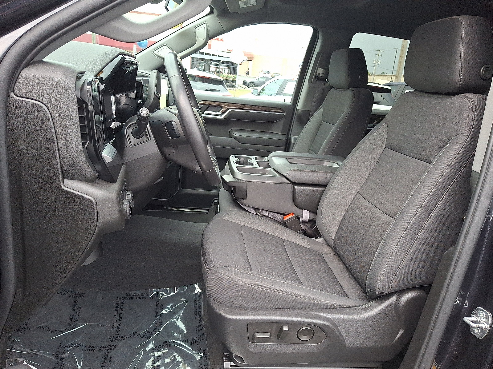 Used 2022 Chevrolet Silverado 1500 LT AWD/4WD image 13