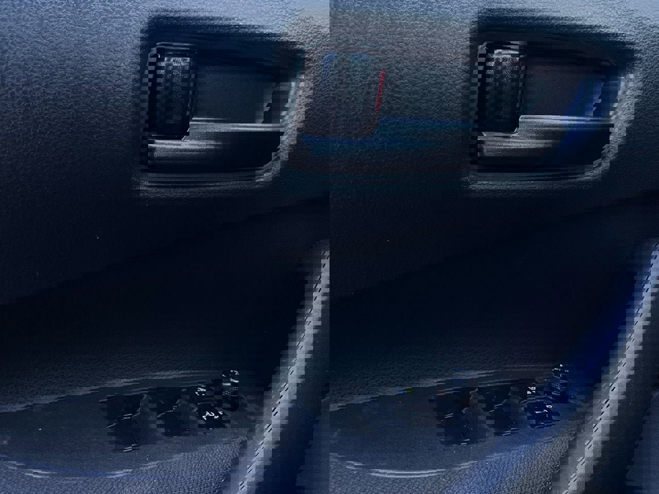 Used 2024 Toyota Corolla LE image 19