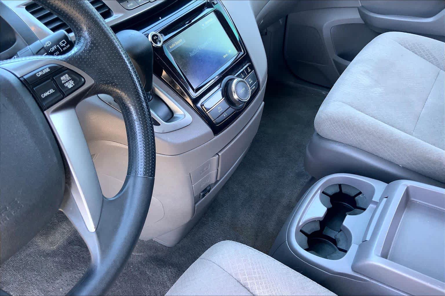 Used 2015 Honda Odyssey EX image 16