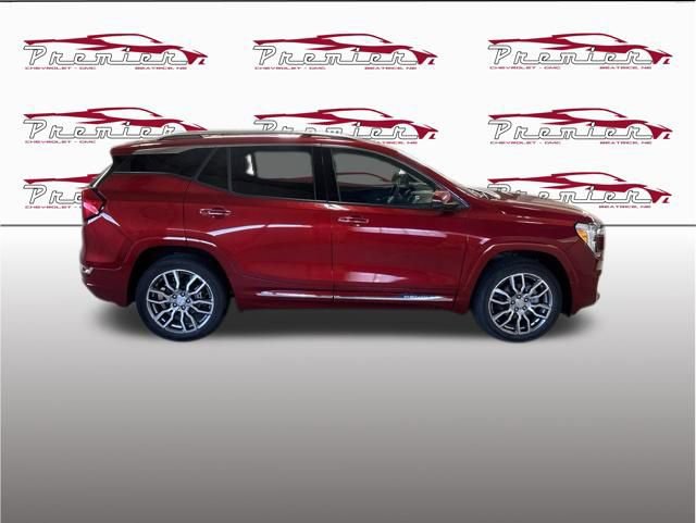 Used 2023 GMC Terrain Denali w/ Denali Premium Package AWD/4WD image 8