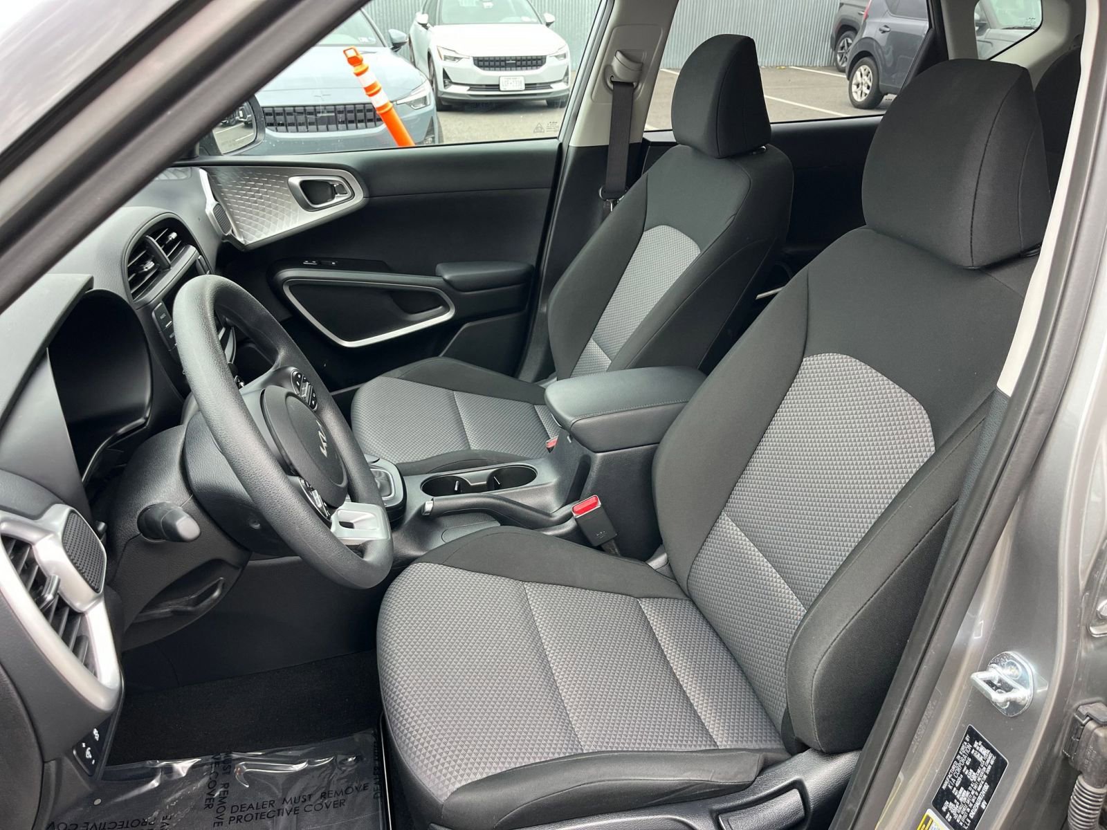 Used 2024 Kia Soul LX w/ Option Group 015 image 34