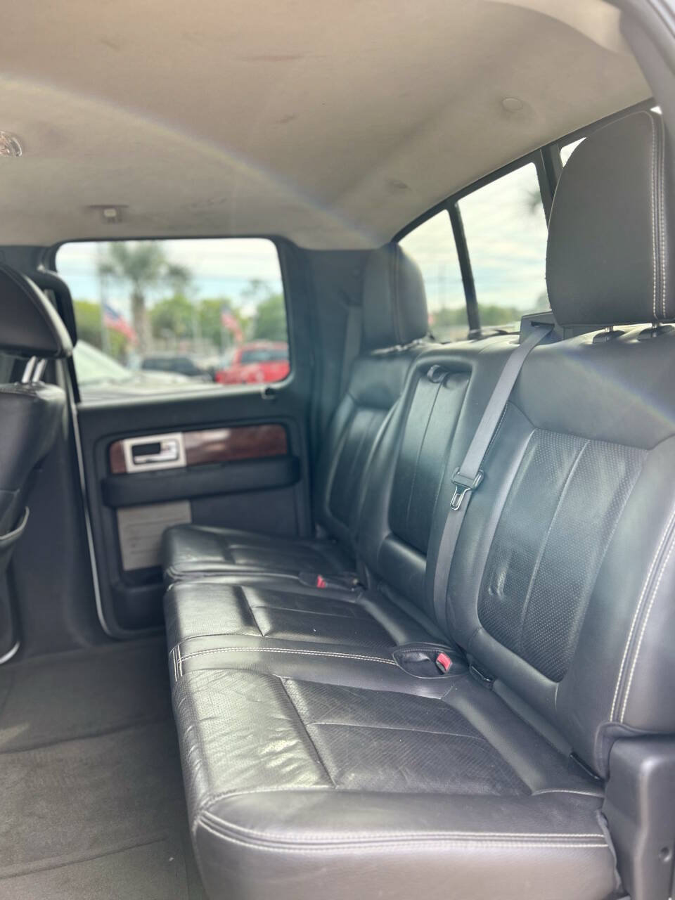 Used 2010 Ford F150 Lariat RWD image 17
