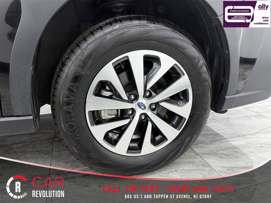 Used 2024 Subaru Outback Premium AWD/4WD image 11