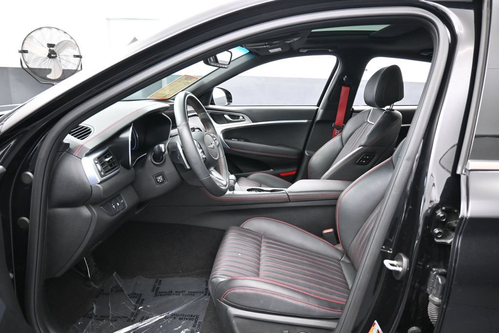 Used 2023 Genesis G70 2.0T w/ Sport Prestige Package RWD image 10