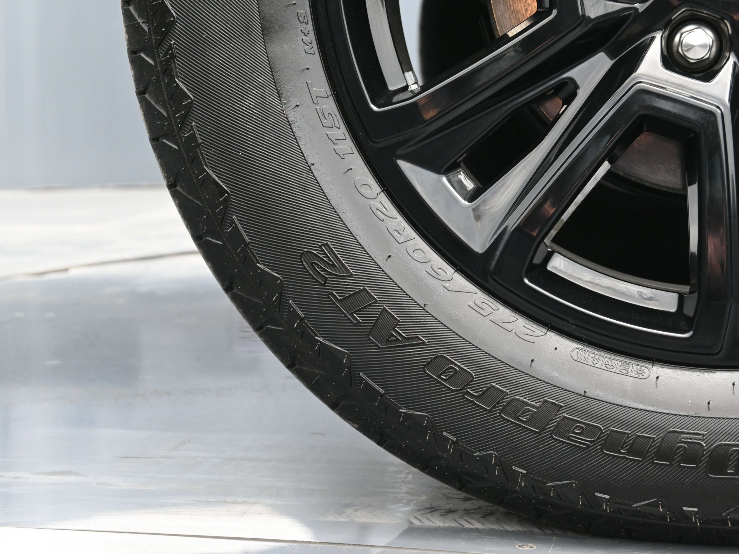 Used 2025 Ford F150 Platinum w/ FX4 Off-Road Package image 46