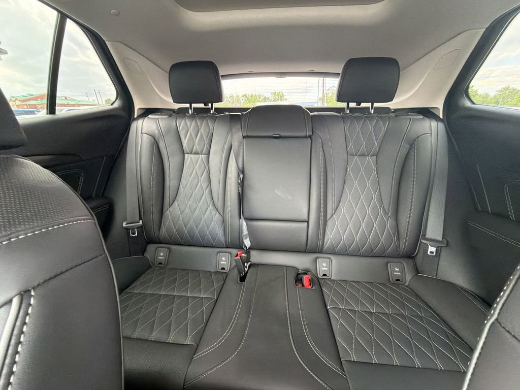Used 2023 Buick Envision Avenir AWD/4WD image 13