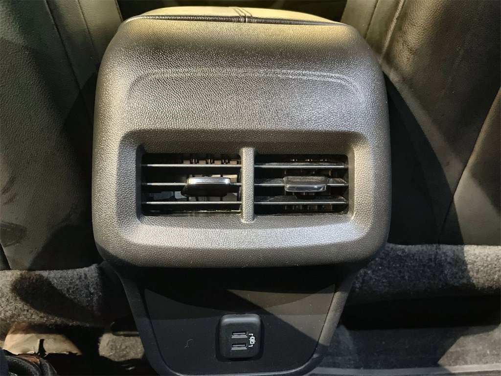 Used 2020 Chevrolet Equinox Premier image 20