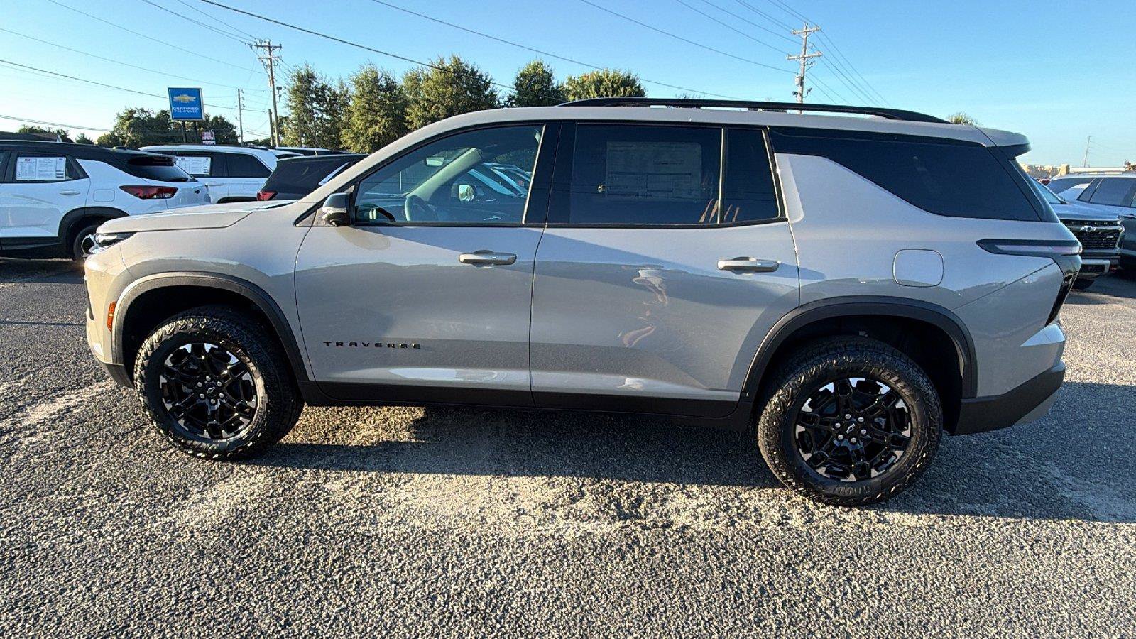 New 2027 Chevrolet Traverse Z71 w/ Driver Confidence Package AWD/4WD image 12