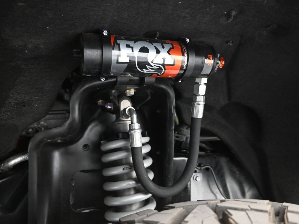 New 2026 Ford F250 Lariat w/ Black Appearance Package image 28