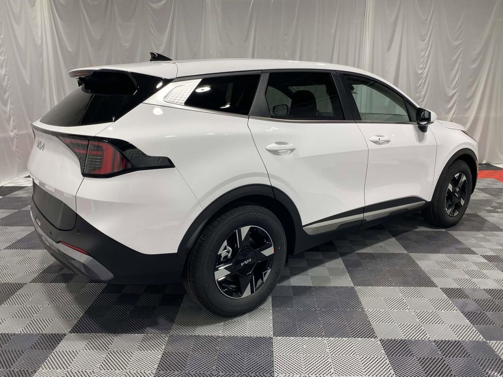 New 2026 Kia Sportage LX FWD image 4