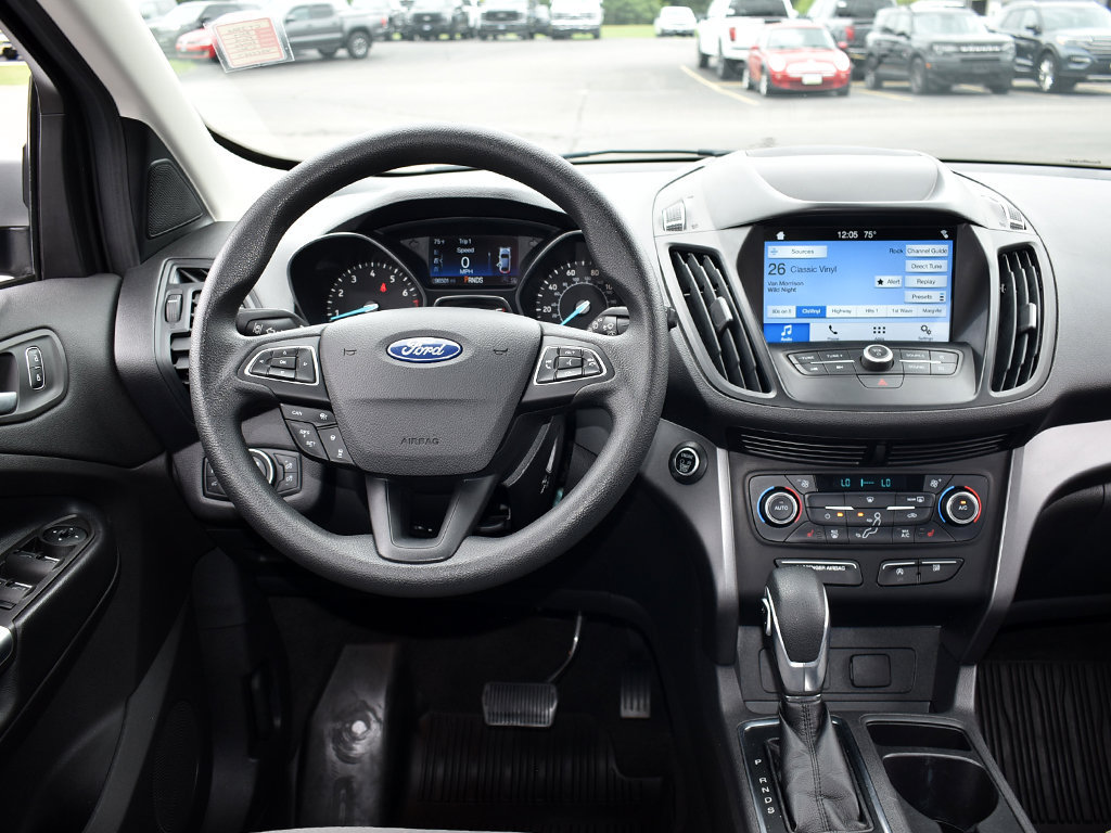 Used 2019 Ford Escape SE FWD image 17
