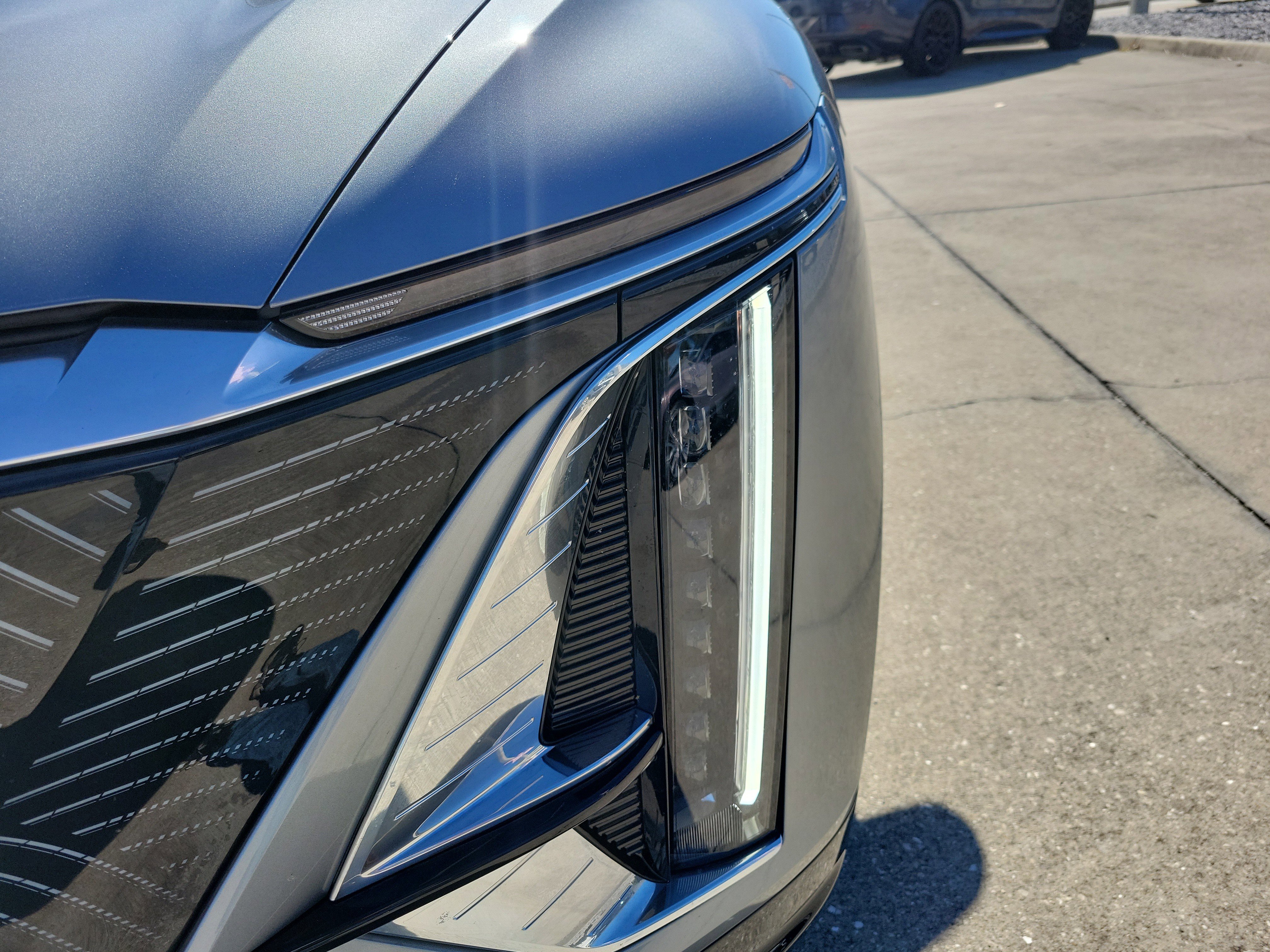 Used 2024 Cadillac Lyriq Luxury w/ LPO, Floor Liner Package image 9