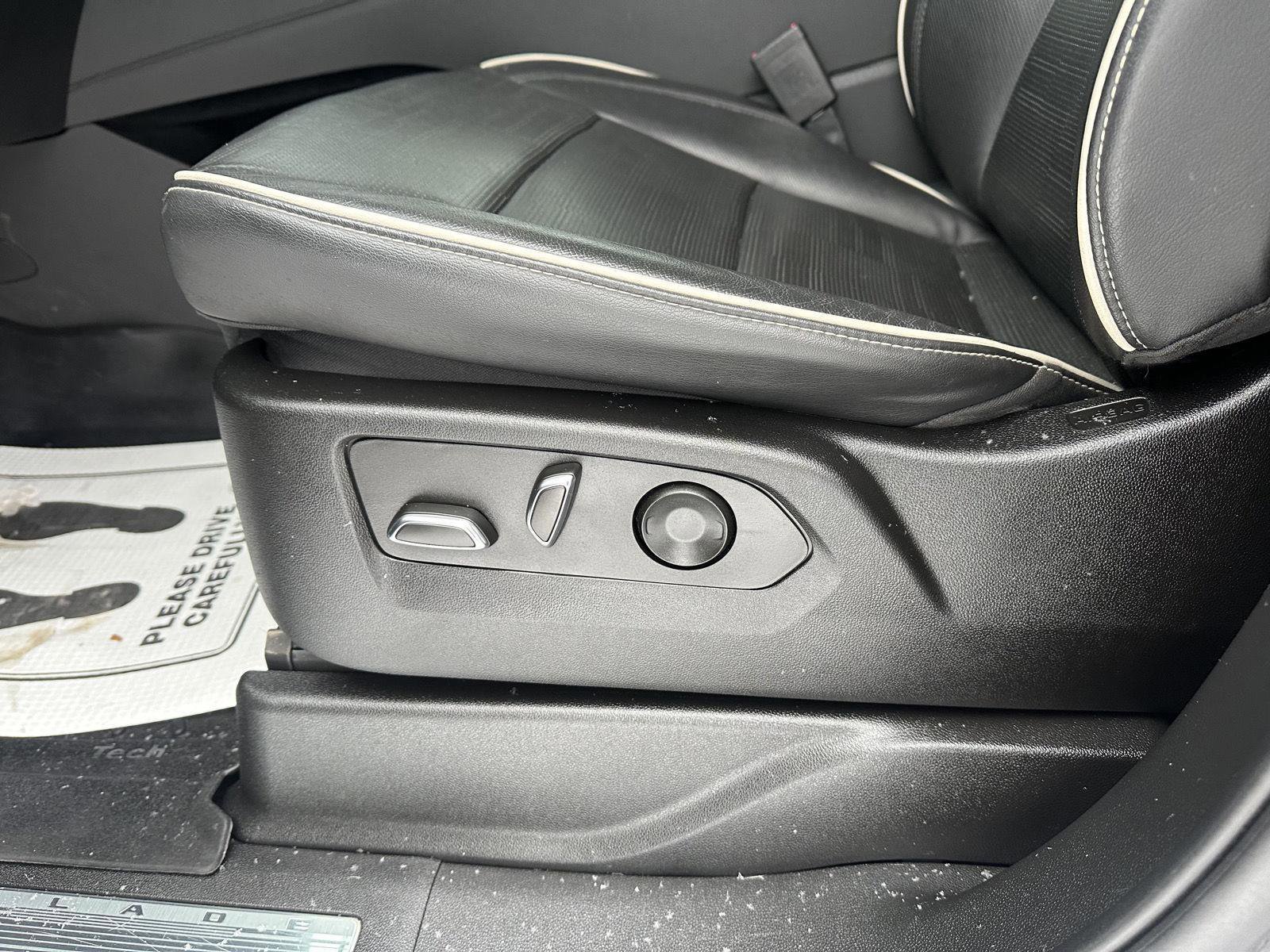 Used 2023 Cadillac Escalade Sport image 24