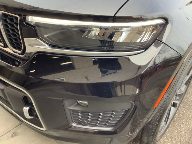 Used 2023 Jeep Grand Cherokee L Overland AWD/4WD image 37