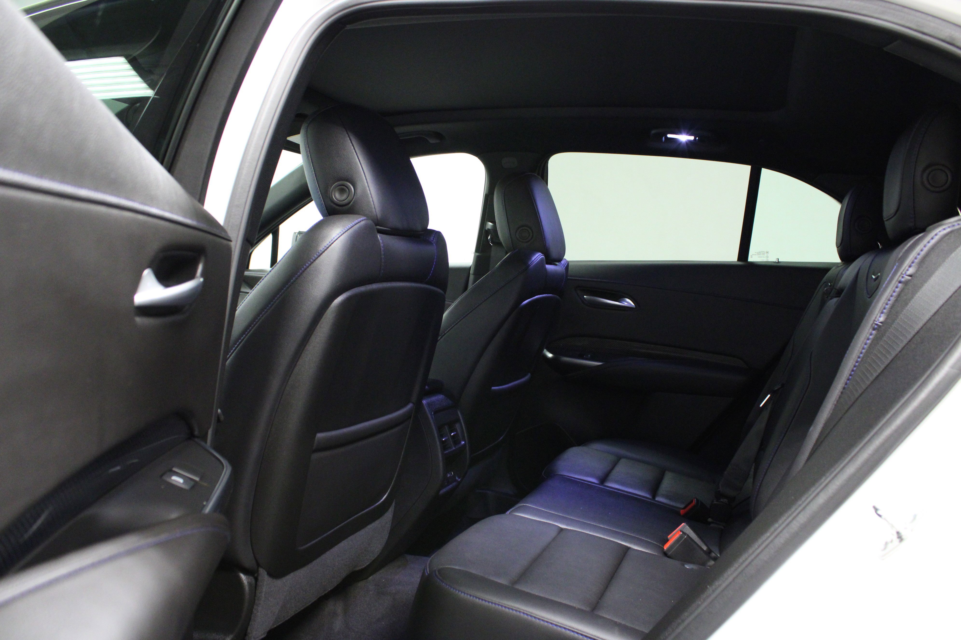 Used 2024 Cadillac XT4 Sport image 13