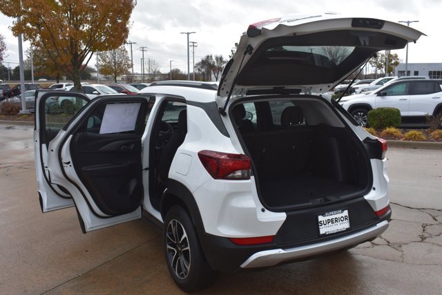 Used 2025 Chevrolet TrailBlazer LT image 16