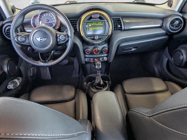 Used 2018 MINI Cooper S image 17