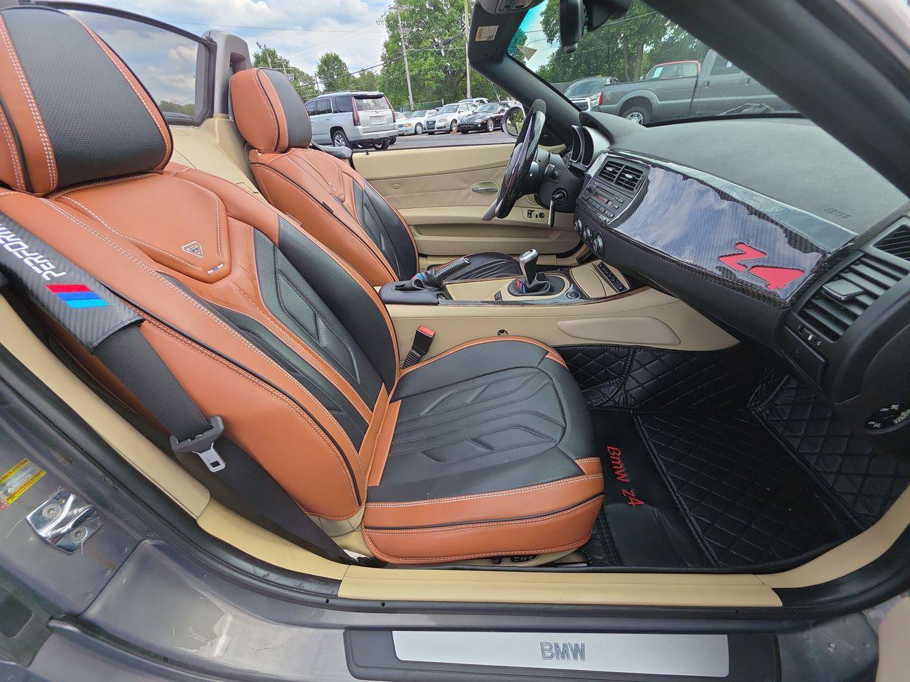 Used 2008 BMW Z4 3.0i RWD image 8