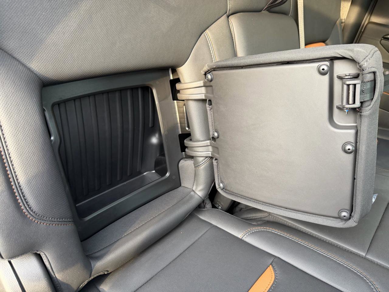 Used 2024 GMC Sierra 2500 AT4 w/ AT4 Premium Plus Package image 24