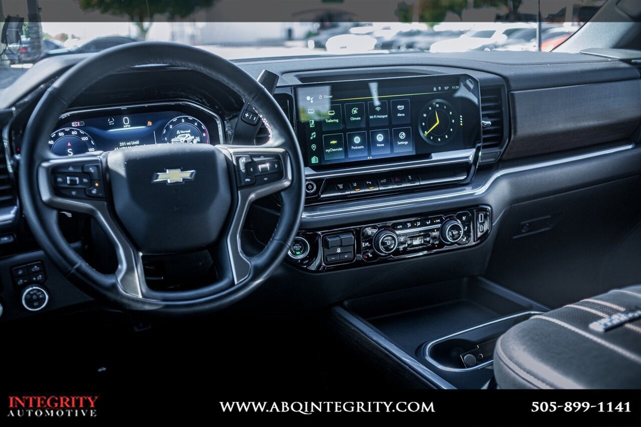 Used 2024 Chevrolet Silverado 2500 High Country w/ High Country Premium Package image 30