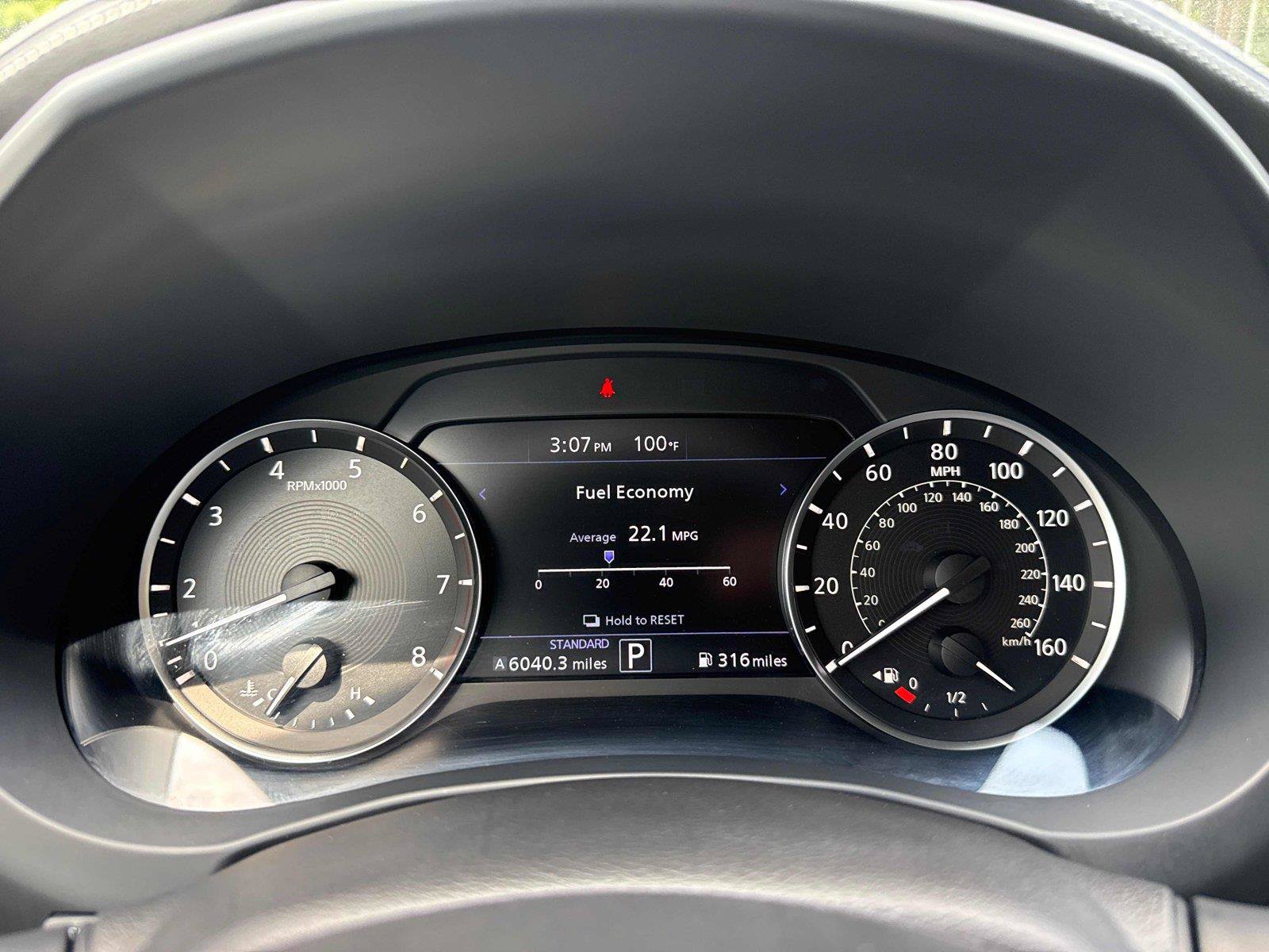 Used 2025 INFINITI QX50 Luxe w/ Accent Package AWD/4WD image 16