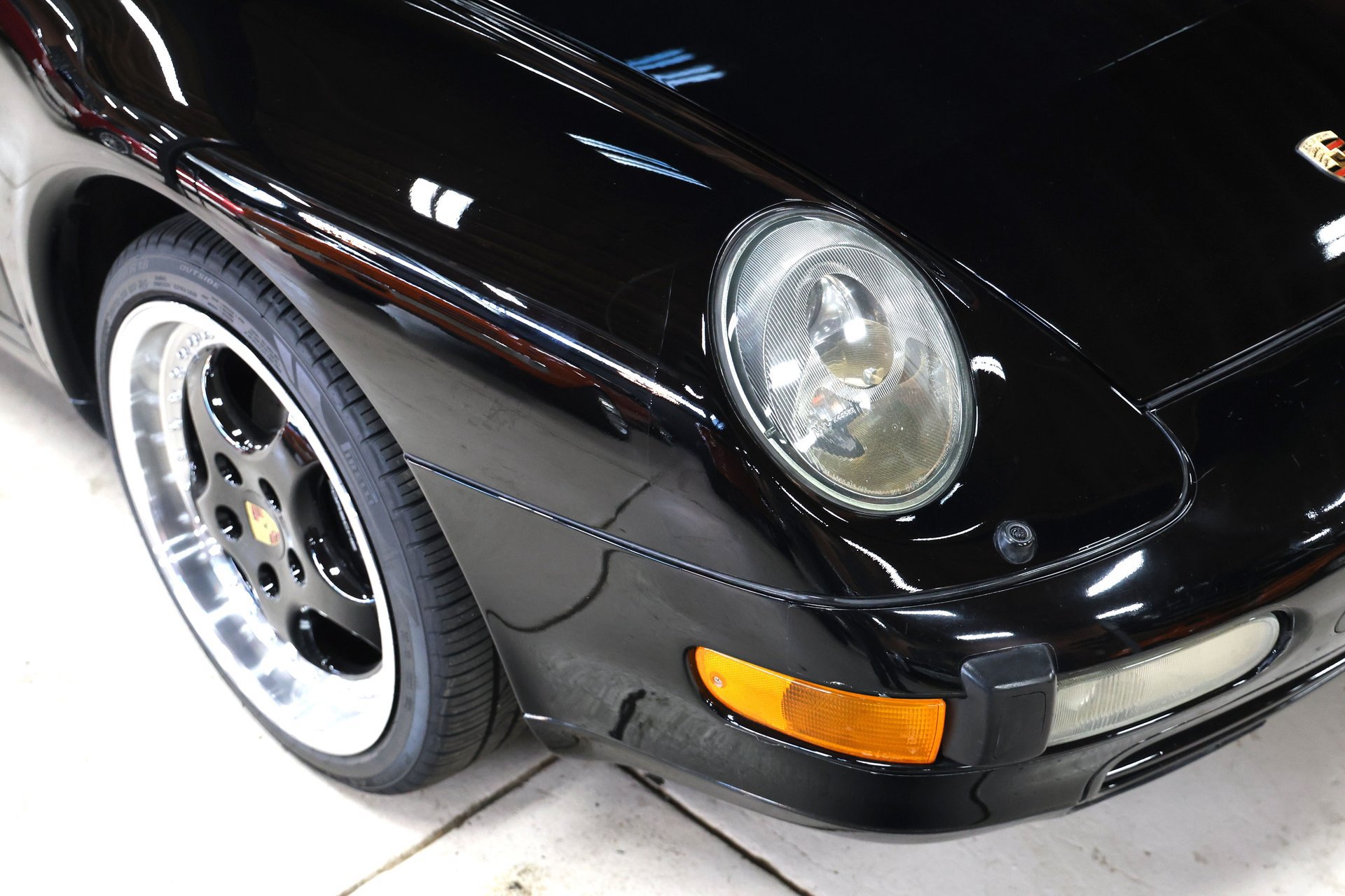 Used 1995 Porsche 911 Cabriolet image 10