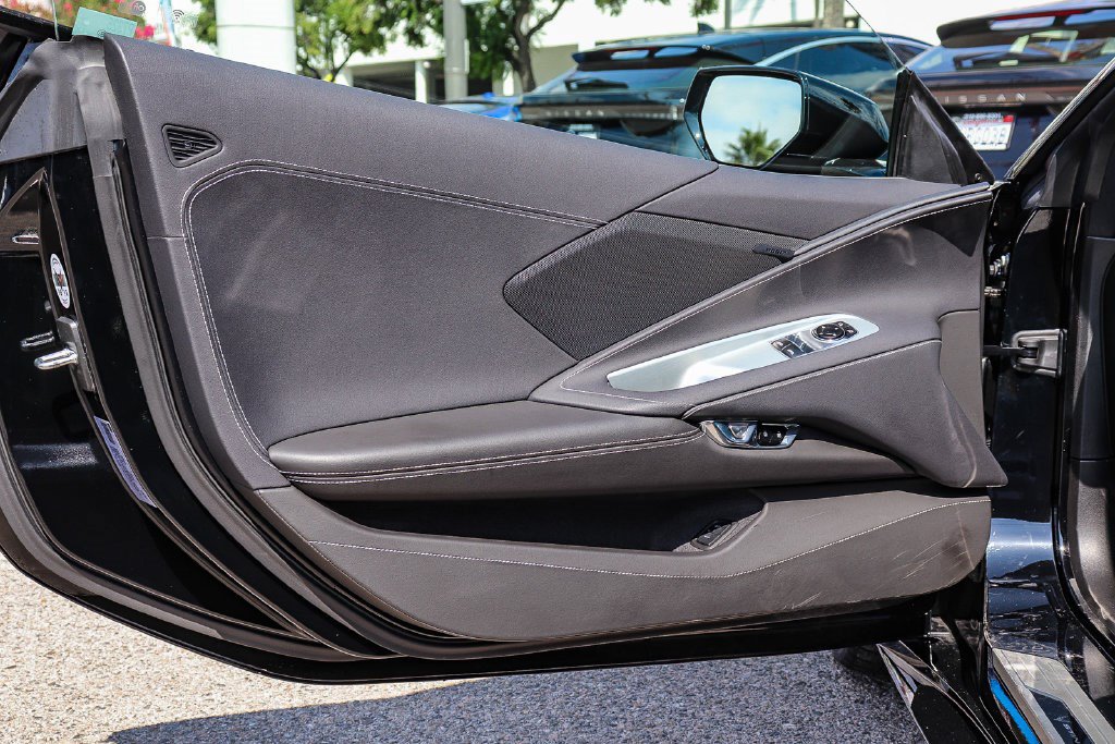 Used 2024 Chevrolet Corvette Stingray Coupe w/ Z51 Performance Package RWD image 18