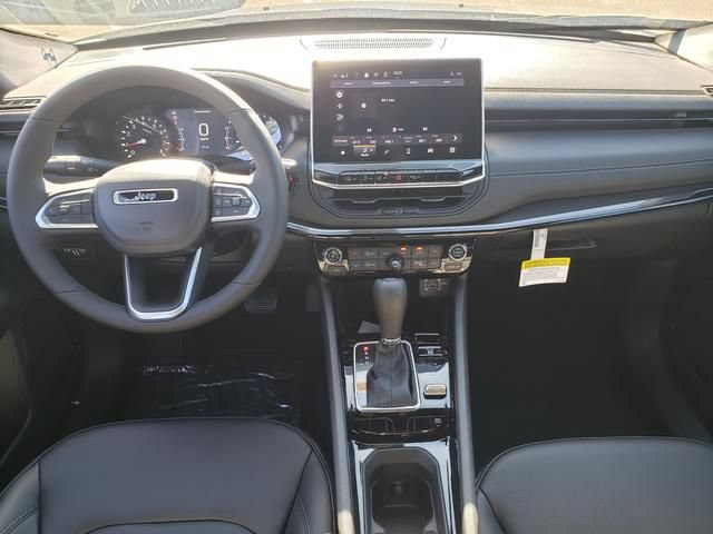 New 2026 Jeep Compass Limited AWD/4WD image 17