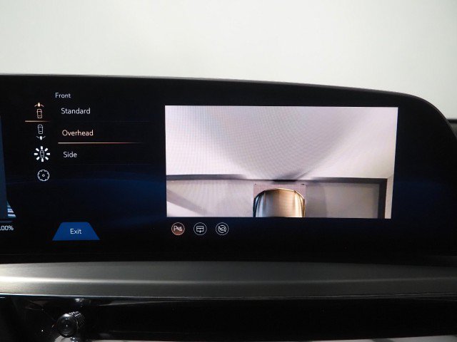 Used 2024 Cadillac Lyriq AWD Luxury image 33