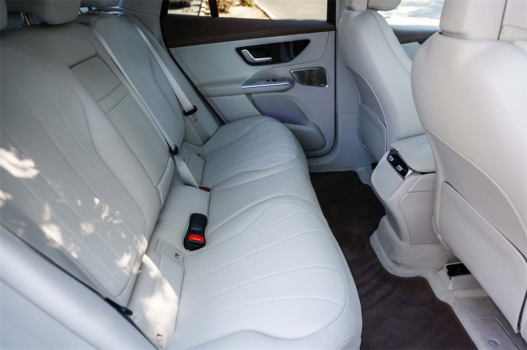 Certified 2023 Mercedes-Benz EQE 350+ 4MATIC SUV w/ AMG Line Exterior Package image 18