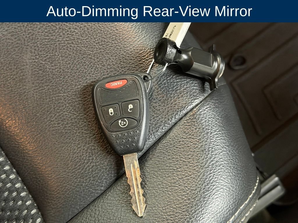 Used 2014 Jeep Compass Latitude w/ Sun/Sound Group AWD/4WD image 21