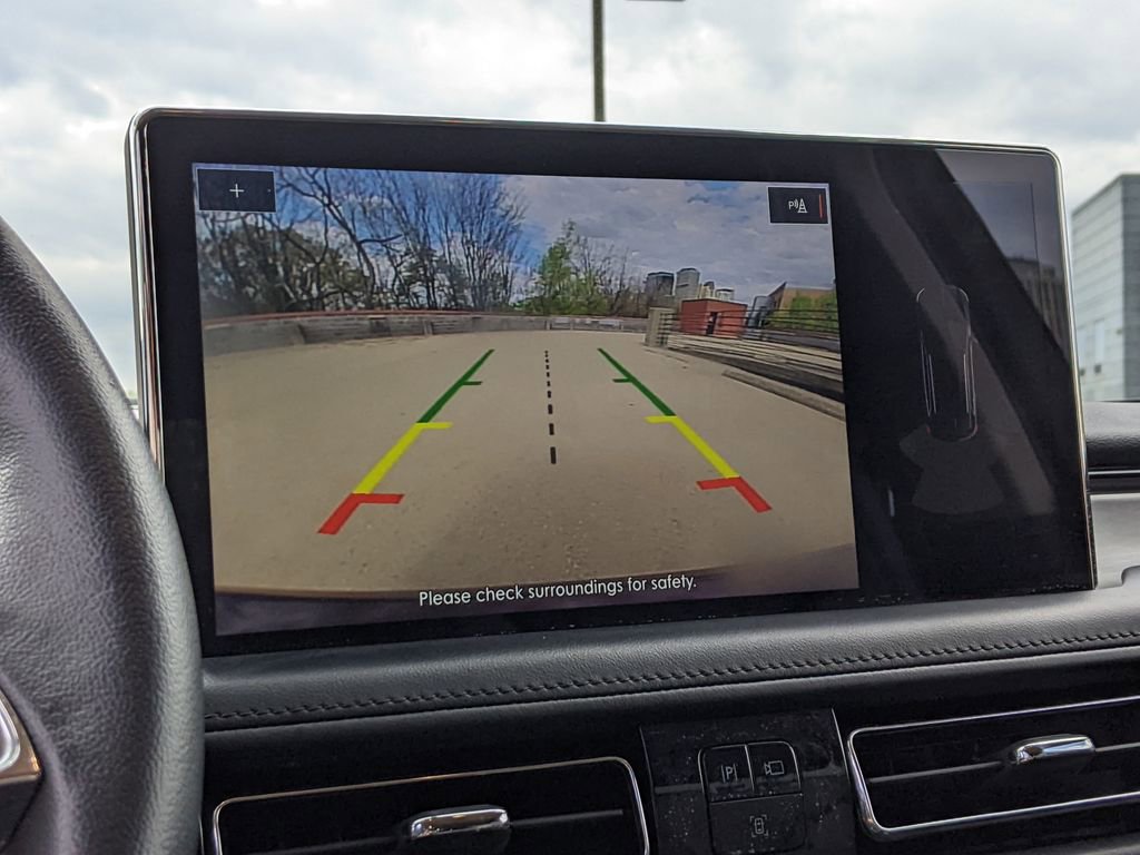 Used 2023 Lincoln Nautilus AWD w/ Premium Package image 16