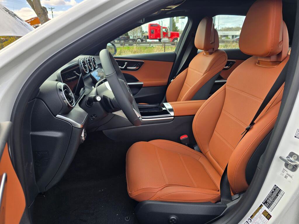 New 2026 Mercedes-Benz C 300 4MATIC Sedan image 13