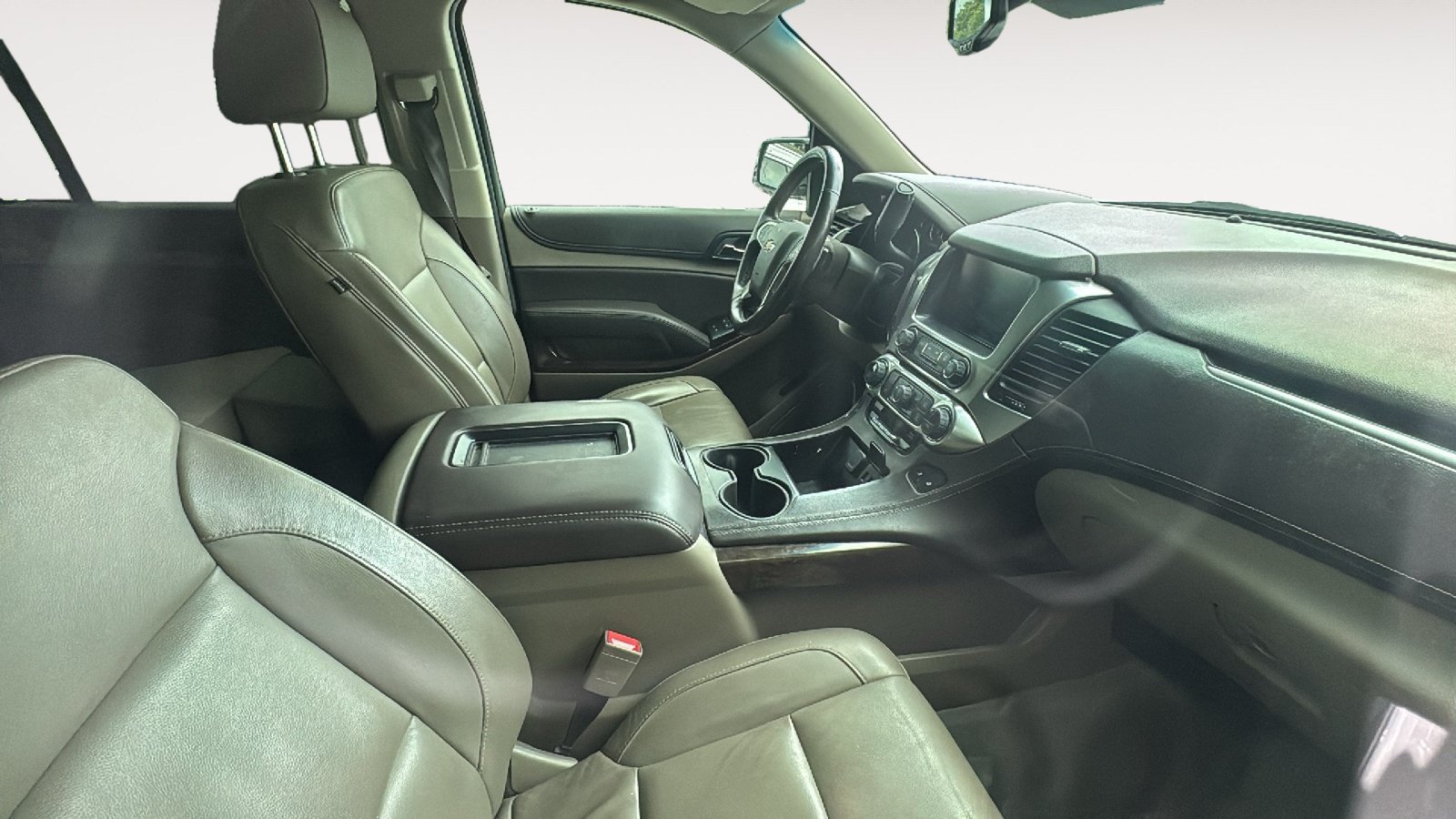 Used 2018 Chevrolet Suburban LT w/ Texas Edition Package RWD image 9