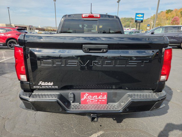 Used 2025 Chevrolet Colorado Z71 w/ Technology Package image 4