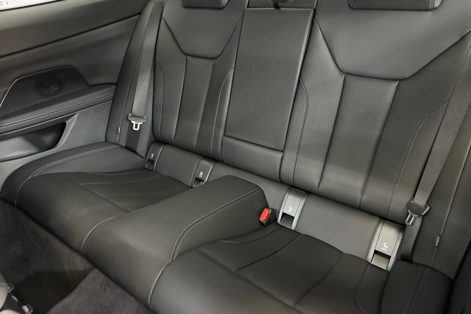 Used 2026 BMW 430i Coupe w/ M Sport Package image 20